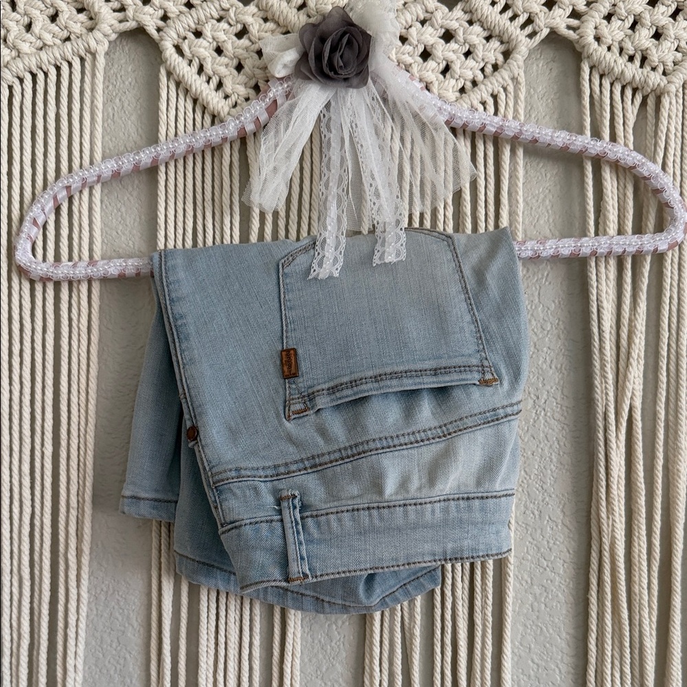 1822 Bermuda Jean shorts